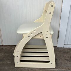 ニトリ 木製学習椅子 KAK-16WW（ホワイトウォッシュ）の画像
