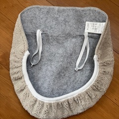 トイレの蓋カバー　ニトリ　ベージュ　グレージュの画像