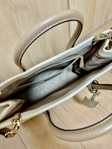 【超美品】マイケルコースキャンバストートバッグ