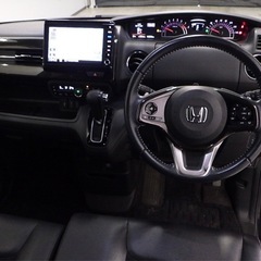 クレカ　QR 令和1年　N-BOXカスタム　G Lターボホンダセンシング　8インチナビ　検付きの画像