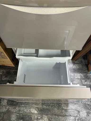 【配達あり】2015年製日立冷蔵庫　265L