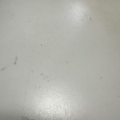 IKEAテーブルの画像