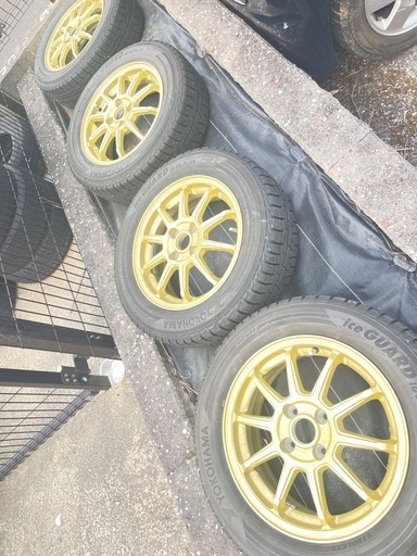 スタッドレスタイヤ 185/65R15