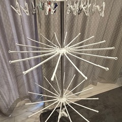 室内用の物干しスタンドの画像