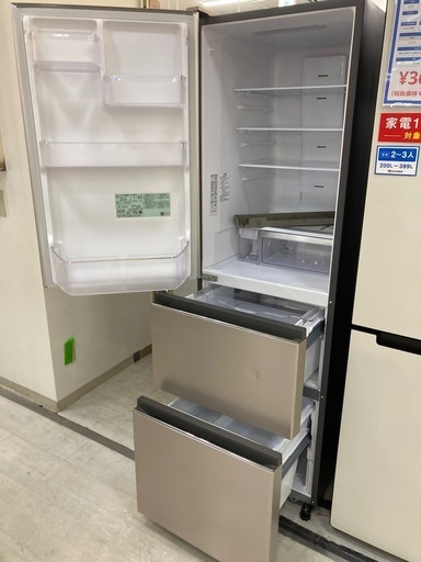 取りに来れる方限定！HITACHIの３ドア冷蔵庫です！