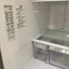 取りに来れる方限定！HITACHIの３ドア冷蔵庫です！の画像
