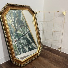 シャンデリア 鏡  ゴールド家具セットの画像