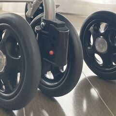 【10月4日（土）午後引き取り限定】 シルバーカー　の画像