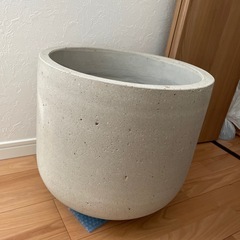 お譲り先決まりました！　無印良品　大きい鉢カバーの画像