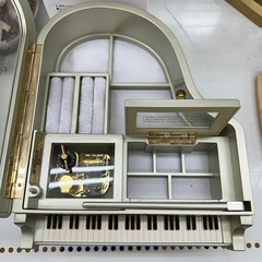 リユースのサカイ東金店 ピアノ型 オルゴール ジュエリーボックス TJ15092の画像