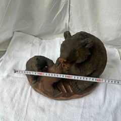 木製クマと子クマの彫刻　民芸品　昭和レトロ　木彫りの画像