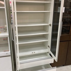 取りに来れる方限定！２枚扉の食器棚です！の画像