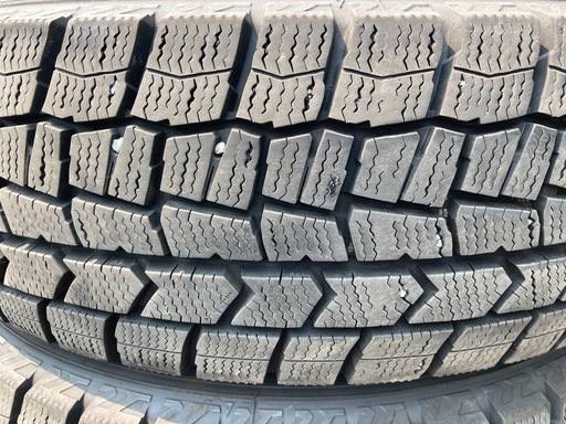 DUNLOP 175/65R15 24年製　冬タイヤ