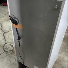 アイリスオーヤマ　冷蔵庫　IRSD-14A-W 2021年製造の画像