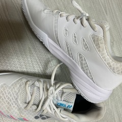 YONEX バドミントンしゅーシューズの画像
