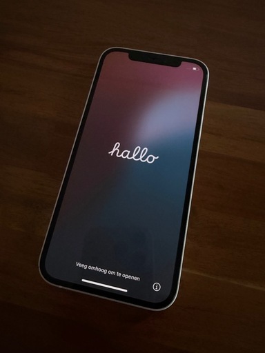 iPhone 12 ホワイト 128 GB SIMフリー アイフォン スマホ