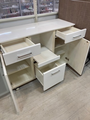 取りに来れる方限定！ニトリのキッチンカウンターです！