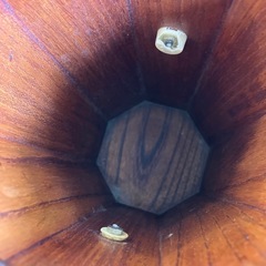 M2509-424 八角系 花瓶 花器 木製 ヴィンテージ モダン キズ汚れ有りの画像