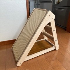 猫ちゃん用爪研ぎボード　木製フレーム付きの画像