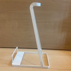 美品　山崎実業　tower スティッククリーナースタンドの画像