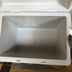 クーラボックスの画像