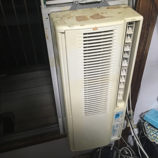 エアコン 窓コン　アビテラックス窓用エアコンAWA-184RI　2005年製