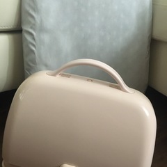 (美品)東芝コードレススチームアイロンの画像