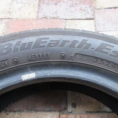 ★165/55R14 中古良品2本 ヨコハマタイヤ製ブルーアース ②の画像