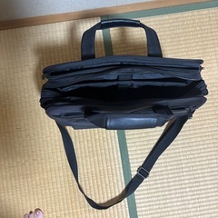 ビジネスバッグの画像