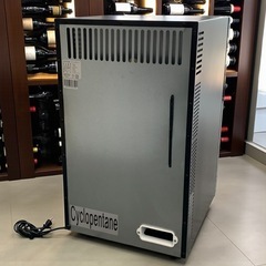 28本収納ワインセラー(ステンレス棚) ［28本 /右開き］ BCW-71A 中古販売の画像