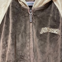 avirex トラックジャケットの画像