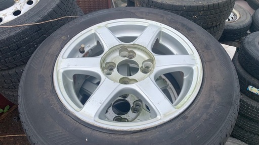 アルミホイル付タイヤ9/30(175/70R14)中古品