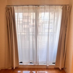 カーテンセットの画像