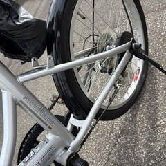 良品 キャプテンスタッグ 20インチ 折り畳み自転車 6段変速の画像