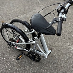 良品 キャプテンスタッグ 20インチ 折り畳み自転車 6段変速の画像