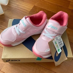 アシックス　kids スニーカー　新品　18センチの画像