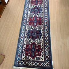 トルコカーペット ランナーラグ 80×240cm ウィルトン織 日本製『トルコー4』アクリル85%＋ウール15% フリンジ付 レッド×ネイビー×アイボリーの幾何学／オリエンタル柄 玄関・廊下敷・ソファ前に最適 タグ付 Wilton Carpet ラグマット 細長 ロング おしゃれ ヴィンテージ調 北欧 韓国インテリアの画像
