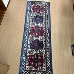 トルコカーペット ランナーラグ 80×240cm ウィルトン織 日本製『トルコー4』アクリル85%＋ウール15% フリンジ付 レッド×ネイビー×アイボリーの幾何学／オリエンタル柄 玄関・廊下敷・ソファ前に最適 タグ付 Wilton Carpet ラグマット 細長 ロング おしゃれ ヴィンテージ調 北欧 韓国インテリアの画像