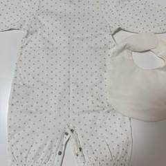 【bebe】星柄 ロンパース スタイ付きの画像