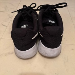 【ナイキ】黒スニーカーの画像