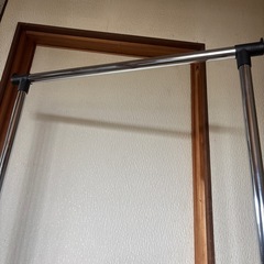 キャスター付き　ハンガーラックの画像