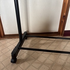 キャスター付き　ハンガーラックの画像