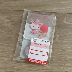 未使用品　キティちゃん　ハローキティ　フェイス型バッグ　おまけ付きの画像