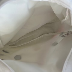未使用品　キティちゃん　ハローキティ　フェイス型バッグ　おまけ付きの画像