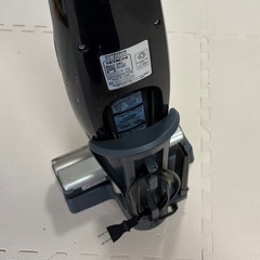 日立　掃除機 2018年製　PV-BE200 実働品　コードレスの画像