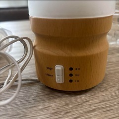 LEDアロマディフューザー 木製ベース　 加湿機能付き アロマセットの画像