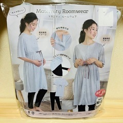 新品 マタニティルームウェア 授乳機能 ウエスト調整 半袖 M-L 小花柄の画像