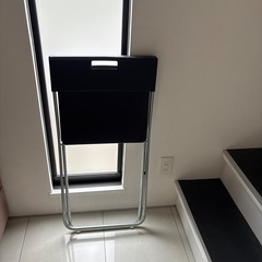 IKEA折りたたみ椅子の画像