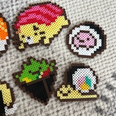 すみっコぐらし　アイロンビーズ  節分　ひな祭りの画像