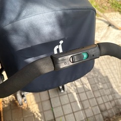 スゴカル　コンビベビーカーの画像